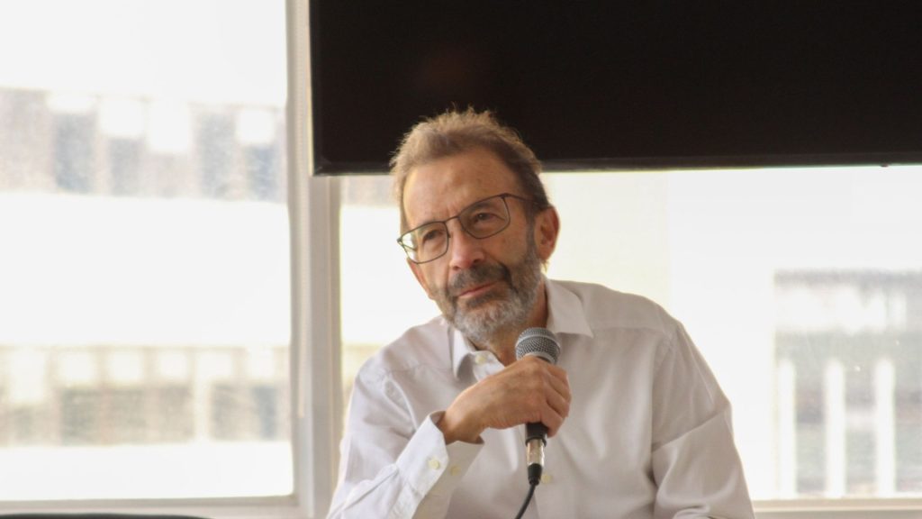 Mauricio Archila es reconocido con el Premio Latinoamericano y Caribeño de Ciencias Sociales 2025
